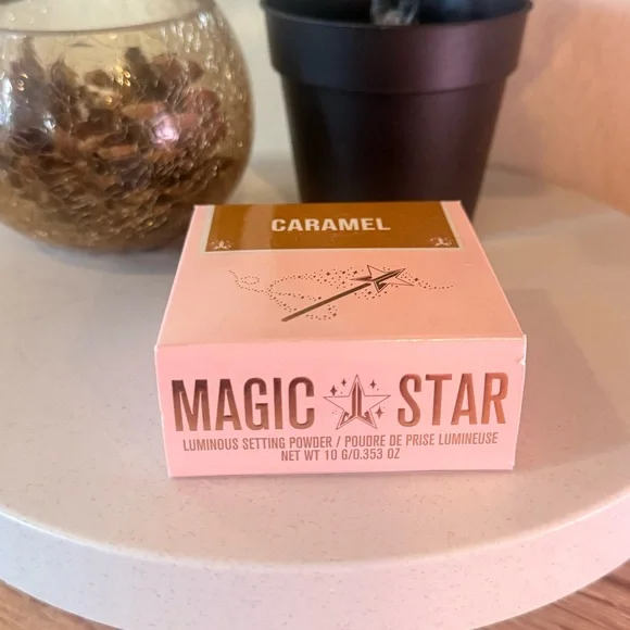 Jeffree Star Magic Star Caramel Setting Powder Makeup Lightweight Breathable NEW - Picture 3 of 7